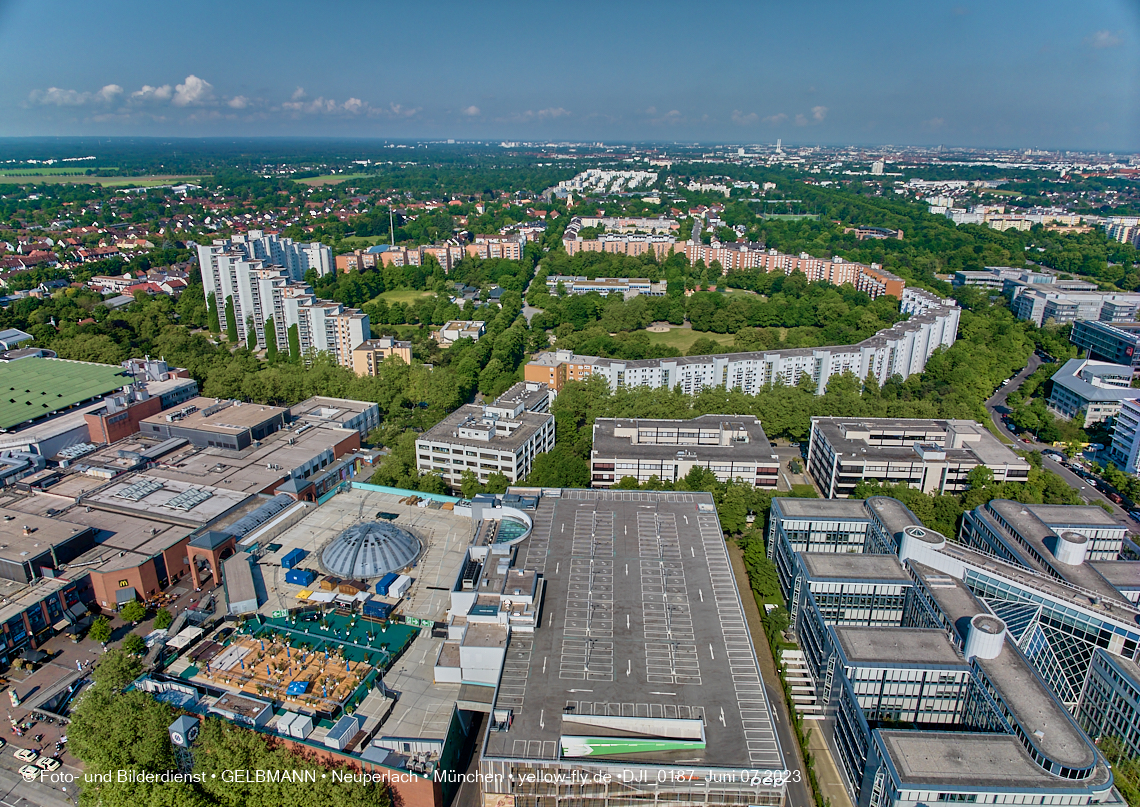 07.06.2023 - Perlach Plaza, PEP, Rentenversicherung, Wohnring, WACKER-Chemie in Neuperlach 07.06.2023 - Perlach Plaza, PEP, Rentenversicherung, Wohnring, WACKER-Chemie in Neuperlach